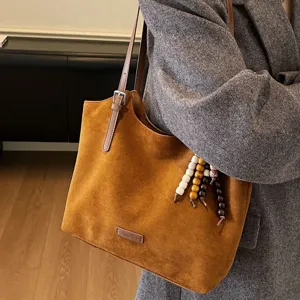 Retro suede tote bag for women, large capacity shoulder bag, casual fashion commuting handbag.