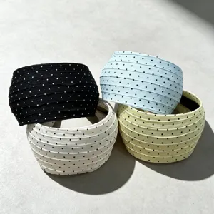 bandeau de cheveux large a pois vue detaillee montrant le tissu elastique et couleurs