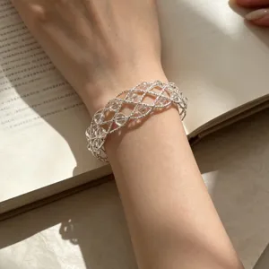 Bracciale di perle di cristallo intrecciato argento, accessorio moda elegante donna.