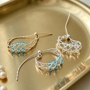 Exquisites Kristallperlen verstellbares Ring-Set mit zartem Webdesign für stilvolle Damen.
