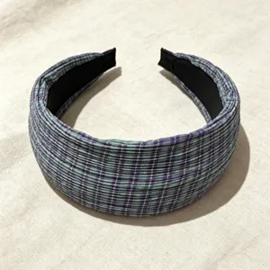 Korean style pleated plaid wide headband for women, chic colorblock daily hair accessory.