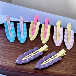 Pastel metal wavy duckbill hair clips set, cute sweet side clips for women styling and bangs.
