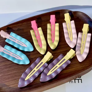 Pastel metal wavy duckbill hair clips set, cute sweet side bangs hairpins for women daily styling.