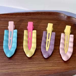 Colorful metal wave duckbill hair clips set, sweet pastel hair accessories for women and girls daily styling.