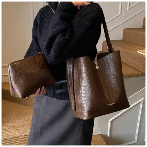 Sac a main seau motif croco automne hiver ensemble cabas epaule femme mode travail.