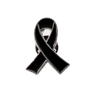 Broche de cinta negra de concienciación pin de metal esmalte insignia de luto caridad