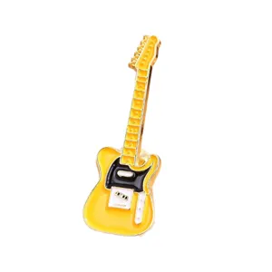 Gold electric guitar brooch lapel pin stylish musical instrument badge decorative accessory