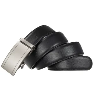 Ceinture en cuir pour homme avec boucle automatique en métal, sangle noire élégante affaires.