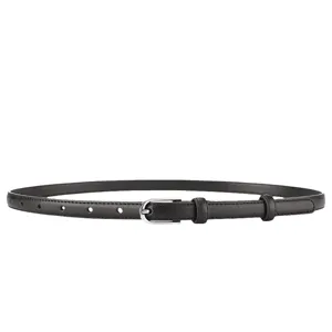 Ceinture fine noire pour femme en cuir avec boucle ardillon argentée style minimaliste
