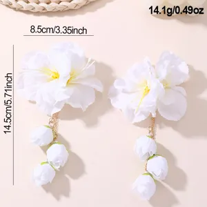 White fabric flower hair clips with dangling tassels, ancient Chinese Hanfu accessories.