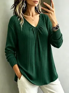 Women solid dark green ribbed v-neck long sleeve casual top for autumn and winter daily use