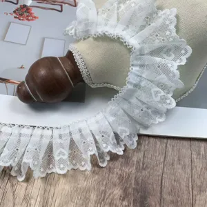 White heart pleated lace trim detail shot, perfect for DIY sewing, clothing and home decor accessories.