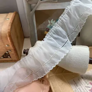 7cm weiße einlagige Organza-Spitzenborte mit Bogenkante für DIY Kleidung Bündchen und Heimtextilien
