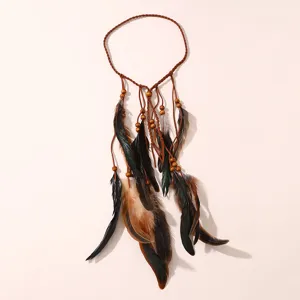 Bandeau à plumes bohème pour femmes, accessoire de cheveux ethnique avec perles en bois.