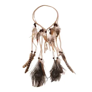 Bandeau de plumes bohème avec corde tressée perles de bois accessoire de cheveux ethnique