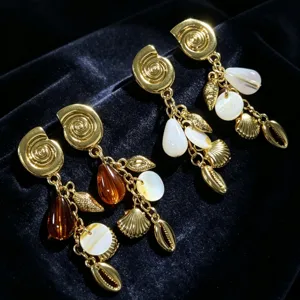 Pendientes colgantes de concha de playa de verano para mujer, joyería con borlas doradas.