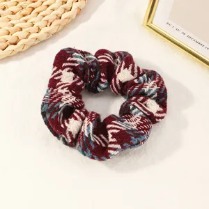 Plush plaid hair scrunchie for women, soft elastic hair tie pony tail holder hair accessory.