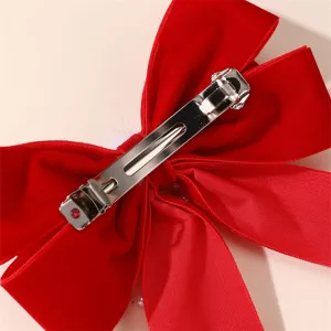 Rode fluwelen strik haarspeld voor vrouwen, elegante grote haarbarrette schattige haaraccessoire.
