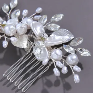 Silver bridal hair comb with pearls and crystals wedding hair accessories for women