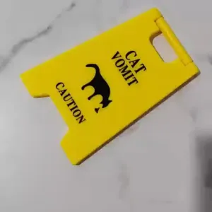 Funny cat vomit warning sign novelty miniature yellow caution sign desktop decoration desk toy