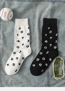 Streetwear number print cotton mid-calf socks couple black white skate socks detail