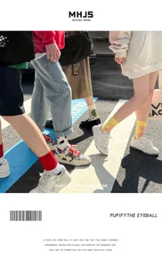 Details of stylish cotton mid-tube socks with trendy color-blocking and cute polka dots.