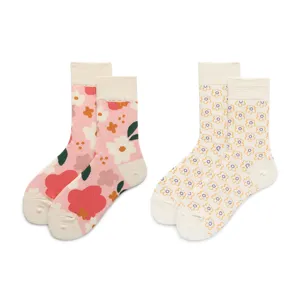 Women cute floral cotton mid-tube socks sweet style casual daily wear socks two pairs set