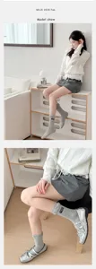 Stijlvolle Koreaanse dames middelhoge sokken met 3D strik en stoffen label voor lente en zomer.