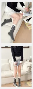 Charming women slouch socks with delicate white lace ruffles and cute bow knots, sweet style.