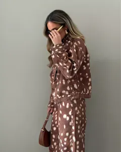 Μοντέρνο casual γυναικείο τζιν μπουφάν και κομψό παντελόνι σετ με τύπωμα ελάφι chic