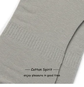 Men's casual cotton knit socks detail close-up, breathable solid color design for daily wear.