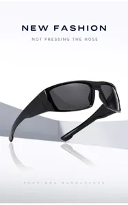 Vue détaillée de lunettes de soleil de sport polarisées avec monture noire et coussinets.