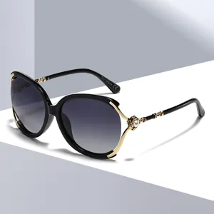 Women Fashion Oversized Metal Sunglasses Luxury Pearl Decorated Gradient UV400 Sun Glasses For Outdoor Travel Party