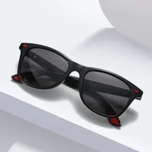 Lunettes de soleil de sport polarisées homme protection UV cadre noir outdoor.