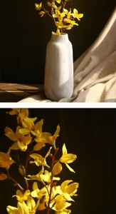 Branche de forsythia artificielle arrangement floral vase céramique déco intérieure
