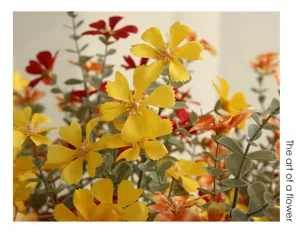 Künstlicher kleiner Wildblumenstrauß Simulationspflanze Heimdekor Fotorequisite neu.