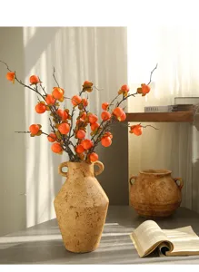 Künstlicher wilder Kakibaum-Blumenschmuck mit Keramikvase für Wohnkultur Detailansicht.