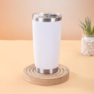 Bicchiere termico in acciaio inossidabile bianco da 20oz con coperchio dettaglio.