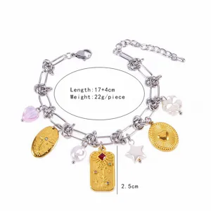 Bracciale con ciondoli in acciaio inossidabile con cuori e stelle, gioiello elegante.