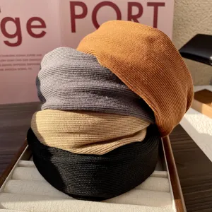 Knitted wide headband for women, stylish autumn and winter hair accessory set, 4 colors.
