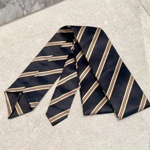 Corbata de rayas negras clásica para mujer, estilo preppy para uniforme, accesorio versátil