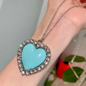 Collier pendentif cœur bleu strass rétro vintage Y2K chaîne pull vue détaillée