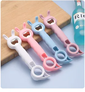 Multifunctionele schattige konijn flesopener, vier-in-één antislip blikopener gereedschap.