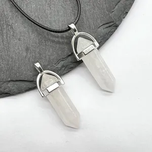 Ciondolo in cristallo quarzo esagonale naturale collana accessori di gioielli donna.