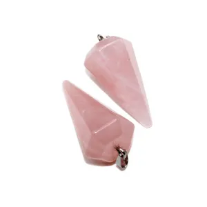 Ciondolo pendolo esagonale in cristallo di quarzo rosa naturale dettaglio per accessori