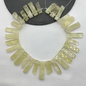 Perline sfuse rettangolari irregolari in pietra naturale per accessori di gioielleria.