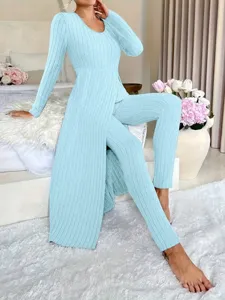 Ensemble de salon pour femme haut fendu à manches longues et pantalon en tricot côtelé bleu clair