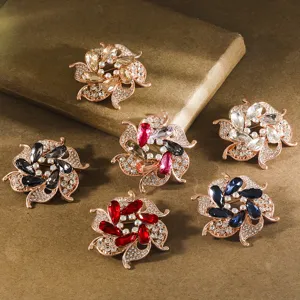 Fashion Alloy Rhinestone Flower Brooch Pin Elegant Crystal Suit Corsage Accessories For Women Banquet Daily Wear Jewelry
