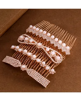 Detailansicht des exquisiten Legierung Strass Perle Haarkamm Set für elegante Hochsteckfrisuren.