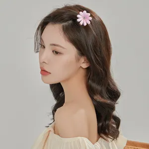 Chic pink flower hair claw clip with sparkling rhinestones for elegant hairstyles daily wear.